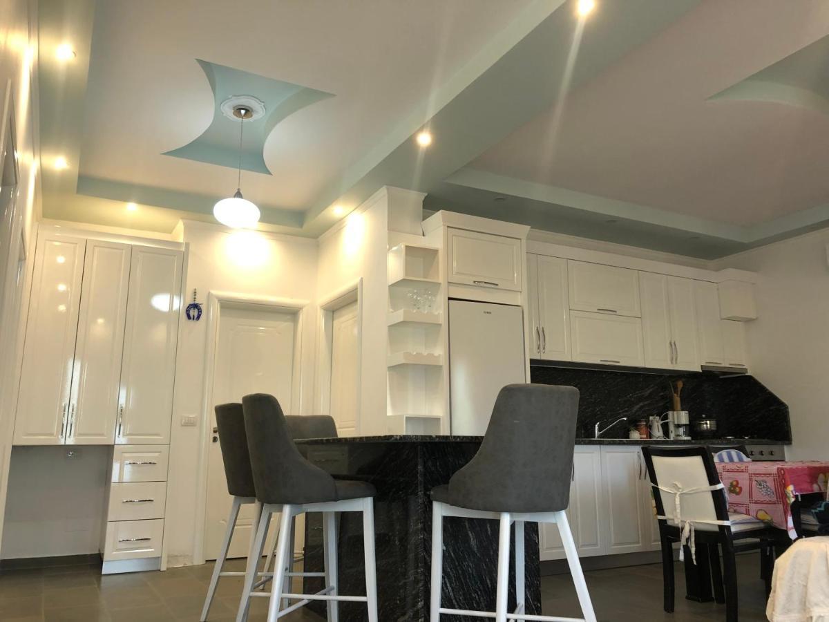 Adriatik Guesthouse Përmet Екстериор снимка