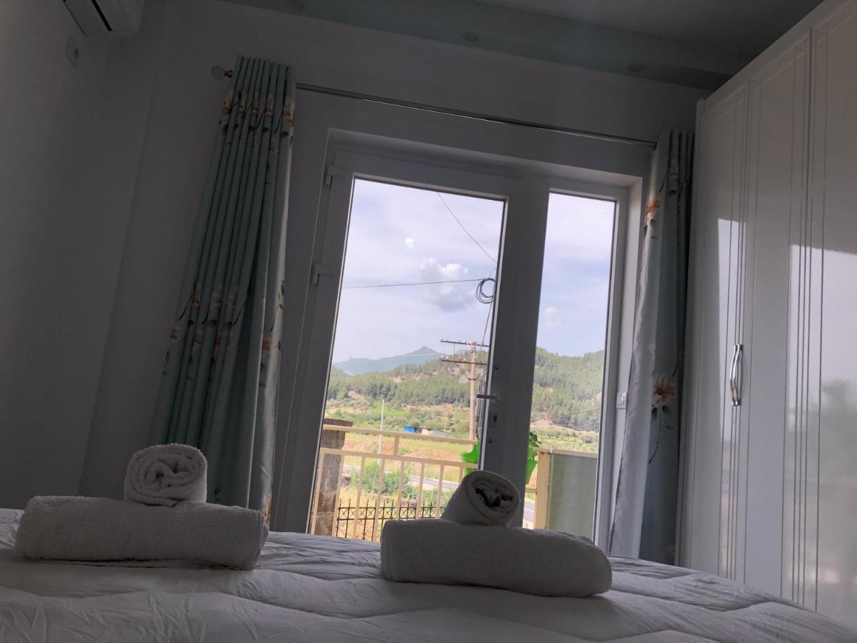 Adriatik Guesthouse Përmet Екстериор снимка