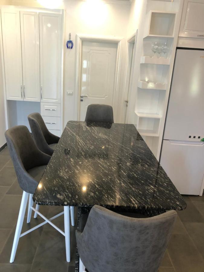 Adriatik Guesthouse Përmet Екстериор снимка