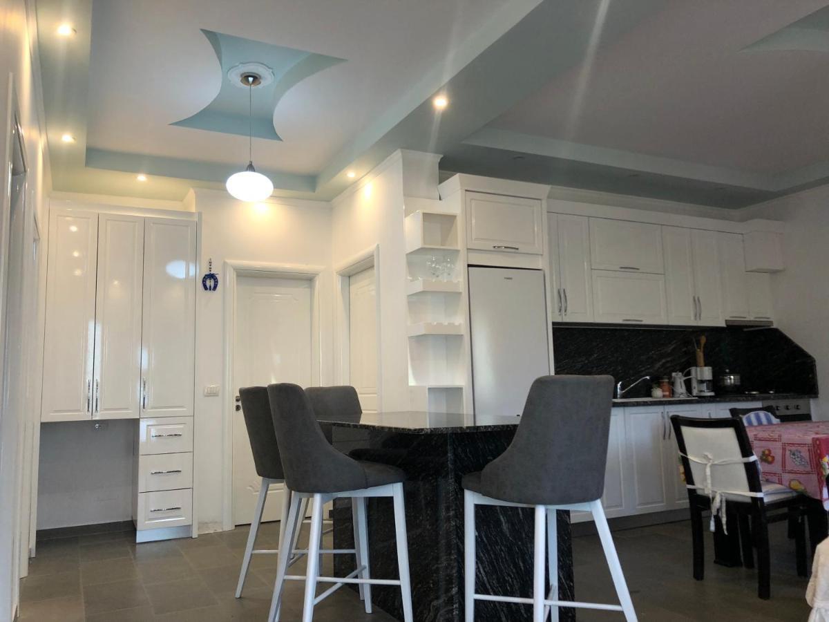 Adriatik Guesthouse Përmet Екстериор снимка
