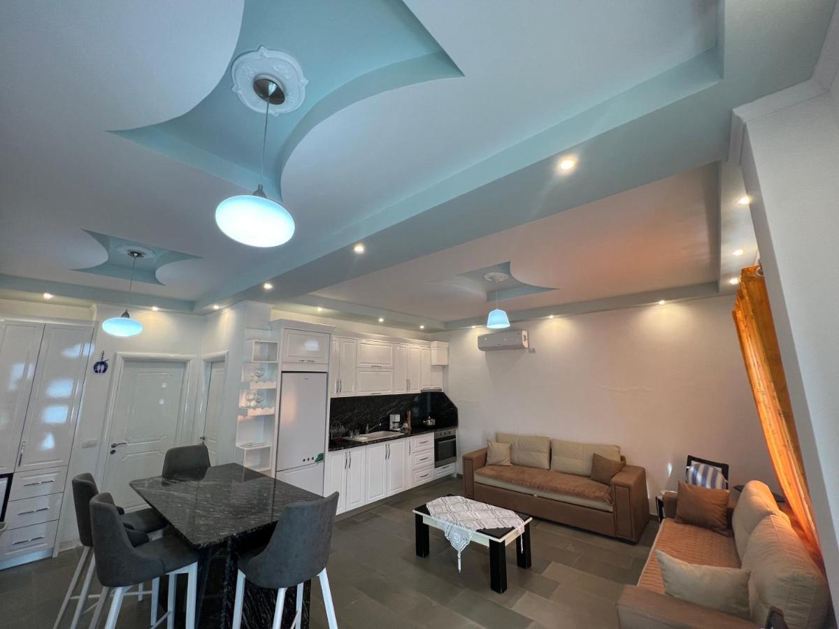 Adriatik Guesthouse Përmet Екстериор снимка