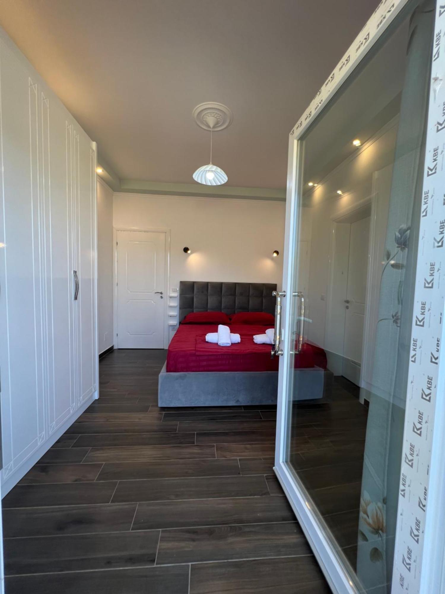 Adriatik Guesthouse Përmet Екстериор снимка