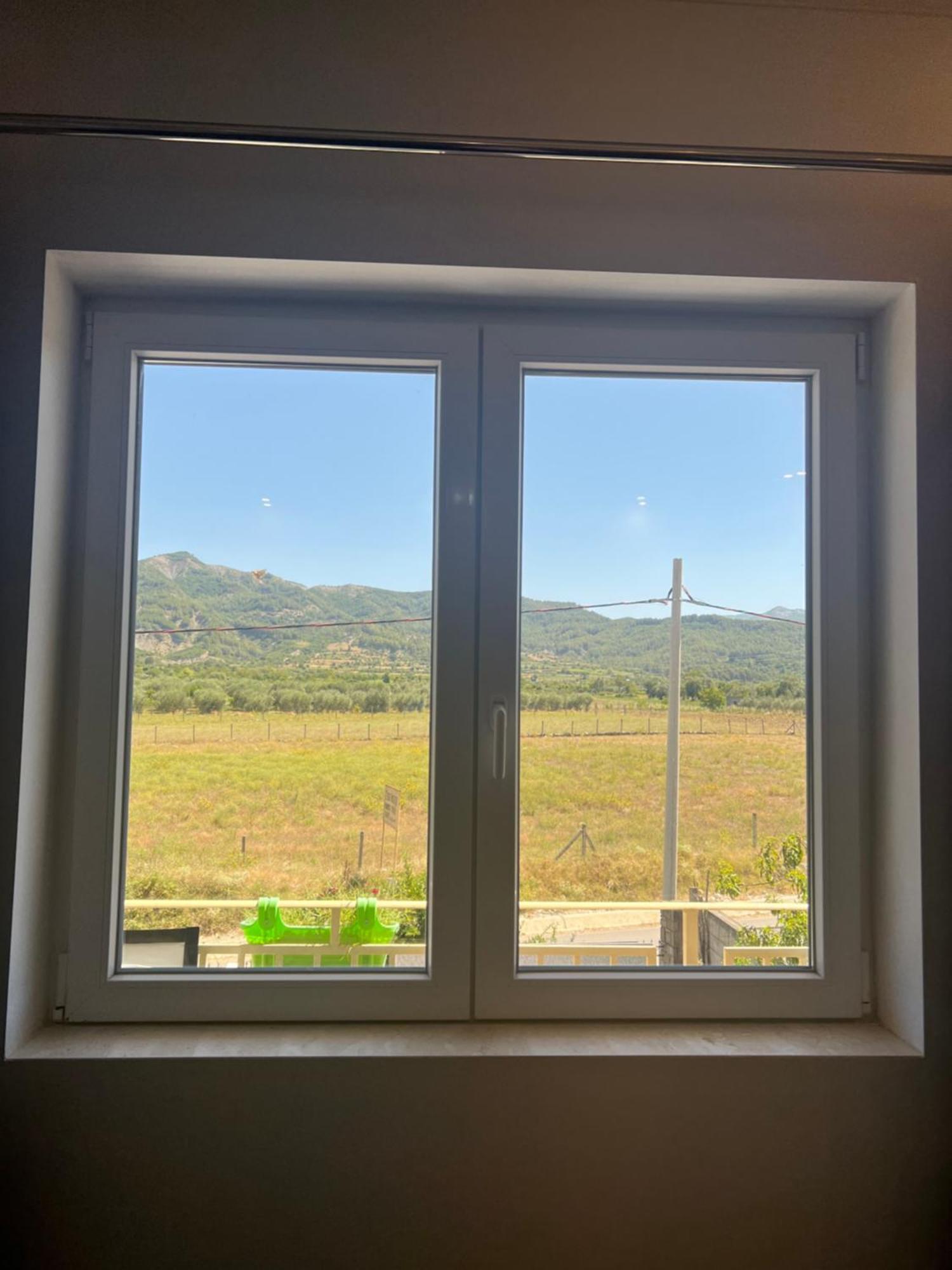 Adriatik Guesthouse Përmet Екстериор снимка